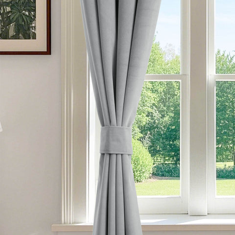 223 Soft Velvet Drape 100% Blackout for Home Theater - Cololeaf